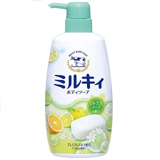 日本牛乳石鹼-牛乳精華沐浴乳(柚子果香型)550ml