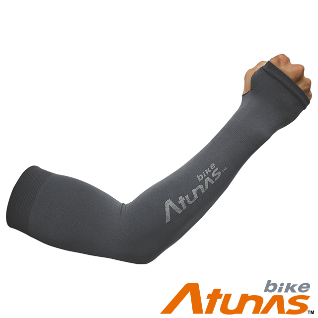 【ATUNAS 歐都納】涼感無縫抗曬袖套-開指(戶外/單車/台灣製/抗UV/透氣/高彈性BSS0020炭灰)
