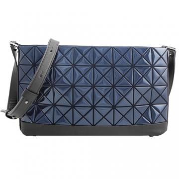 ISSEY MIYAKE 三宅一生 BAOBAO 4x8 鏡面方格拼接皮斜背包(藍)
