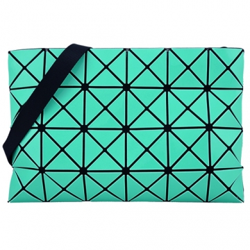 ISSEY MIYAKE 三宅一生 BAOBAO幾何亮面方格4x6斜背包(大/湖水綠)
