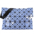 ISSEY MIYAKE 三宅一生 BAOBAO幾何方格5x7翻蓋斜背包(亮面粉紫)