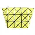 ISSEY MIYAKE 三宅一生 BAOBAO幾何方格3x5霧面化妝包(萊姆綠)