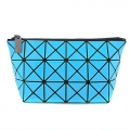 ISSEY MIYAKE 三宅一生BAOBAO幾何方格3x6亮面萬用包(水藍)