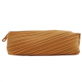 ISSEY MIYAKE 三宅一生PLEATS PLEASE BIAS褶紋素面化妝包(小/土黃)