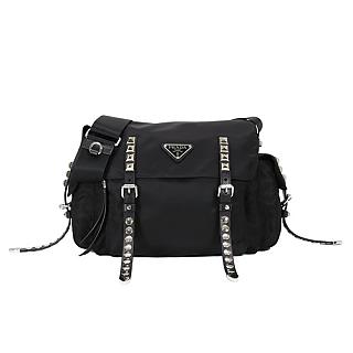 PRADA 經典尼龍鉚釘皮革雙釦斜背翻蓋記者包(黑色)