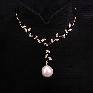 晉佳珠寶 Gemdealler Jewellery 18K金 閃亮金葉 鑽石珍珠項鍊